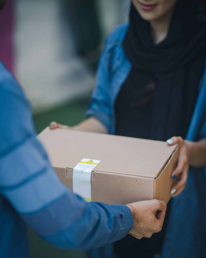 Delivering a custom branded kraft shipping box